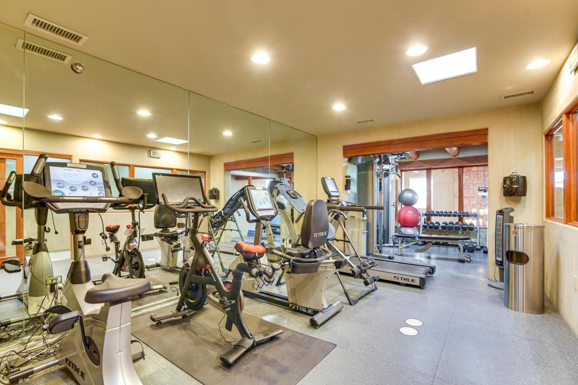 Apartamento Walk To Plaza With Kiva Fireplace!